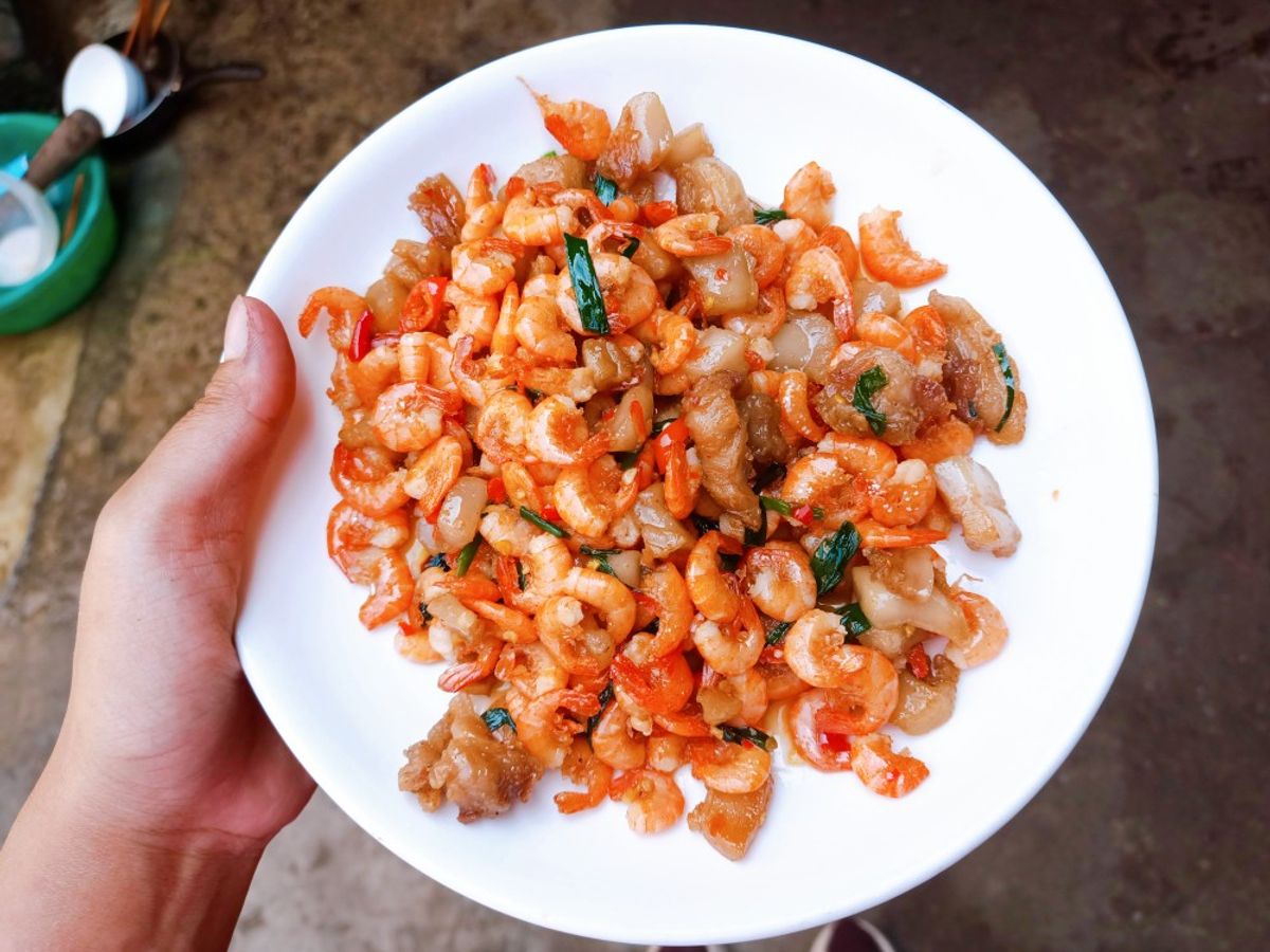Tôm rang tóp mỡ