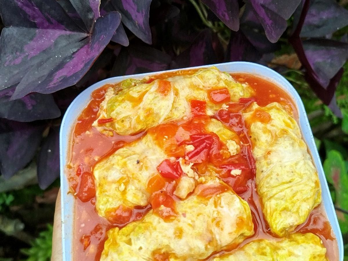 Cải thảo cuộn thịt sốt cà chua