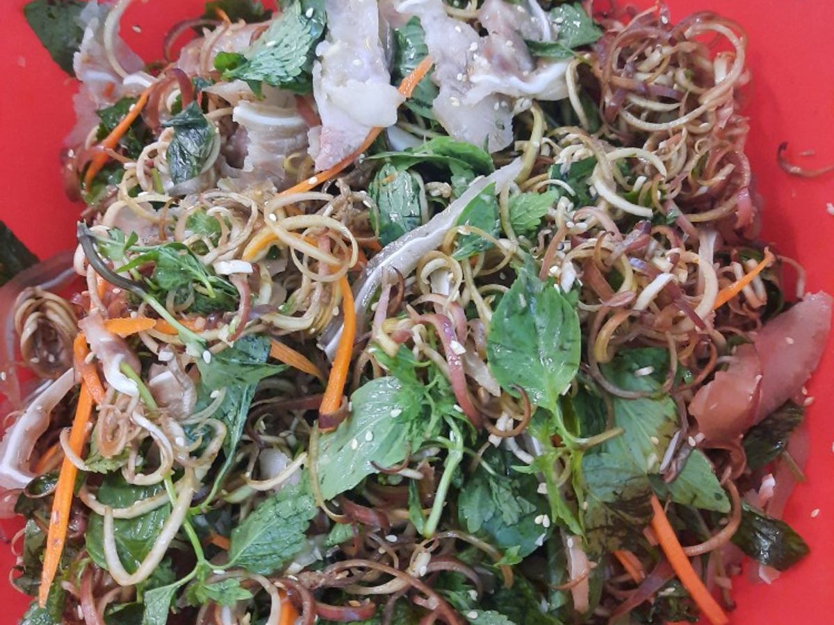 Nộm hoa chuối tai lợn