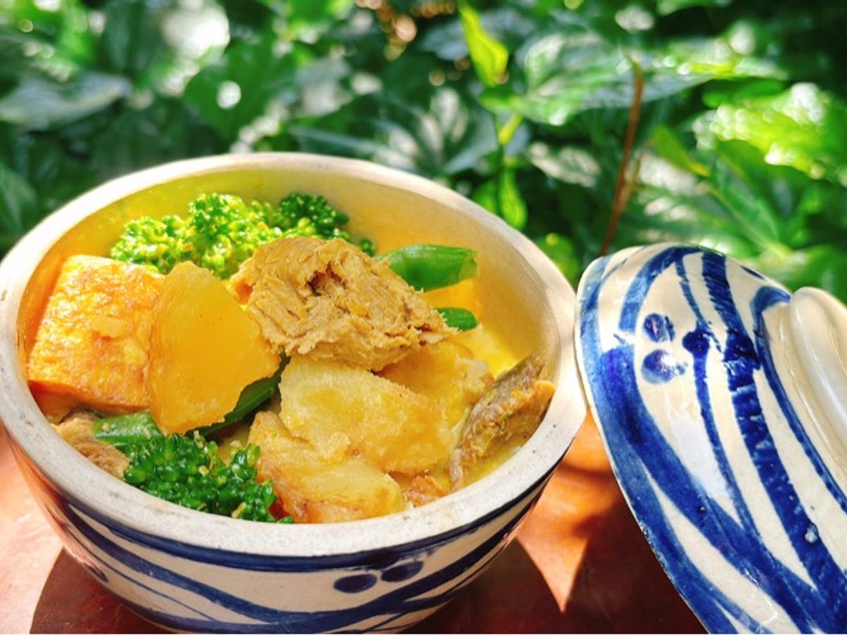 Cà ri rau củ chân nấm