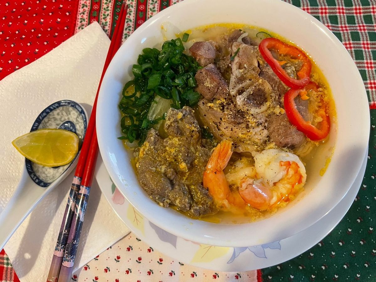Bánh canh cua giò heo