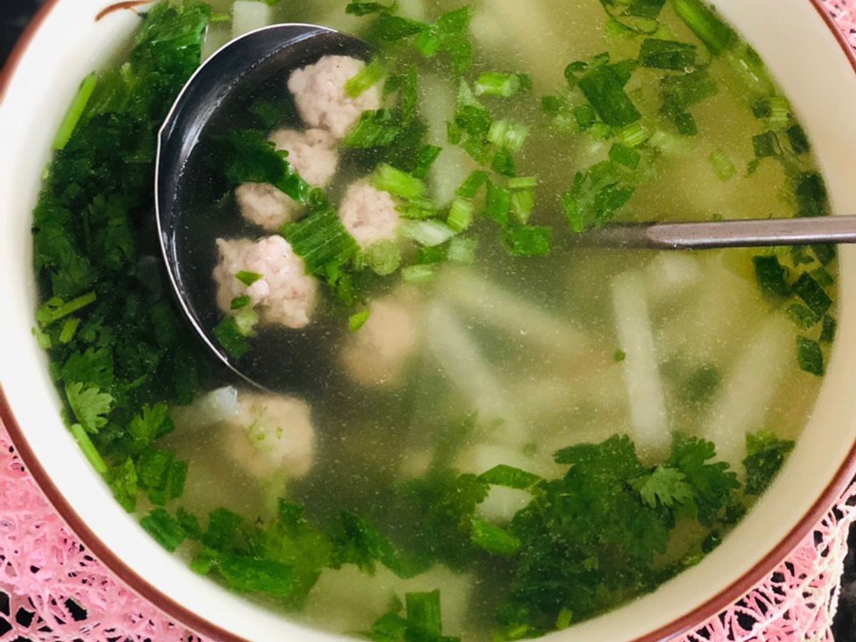 Canh thịt viên (món canh chung cho các loại rau củ)