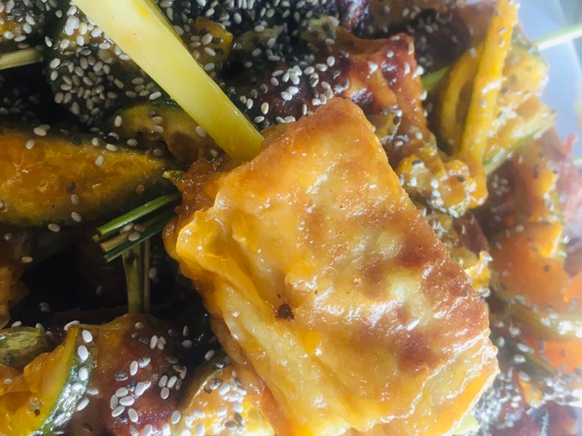Đậu hũ sốt chanh dây hạt chia