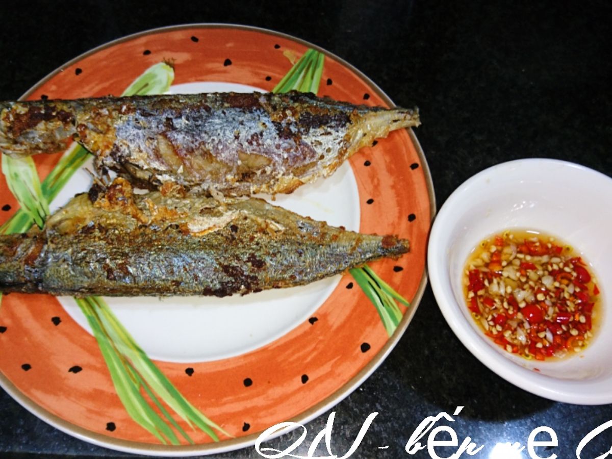 Cá bạc má chiên