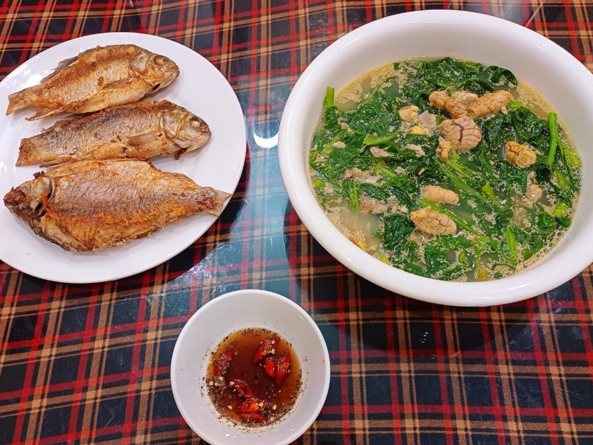 Mâm cơm gia đình #49