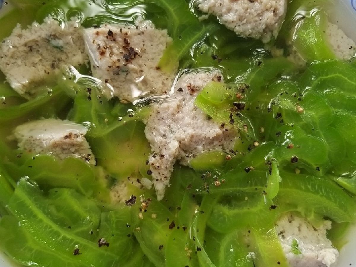 Canh khổ qua cá thát lác