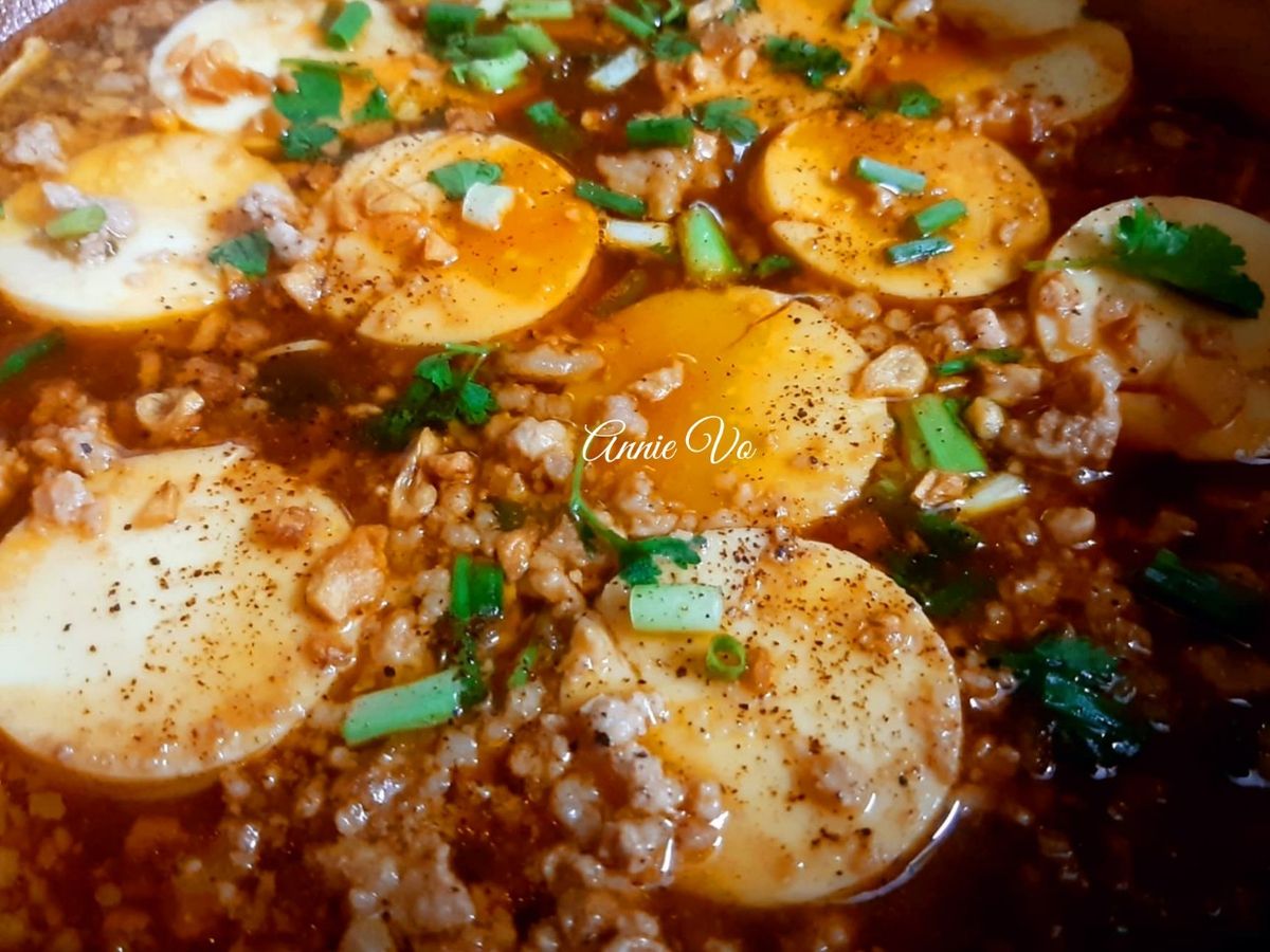Đậu hũ trứng rim thịt