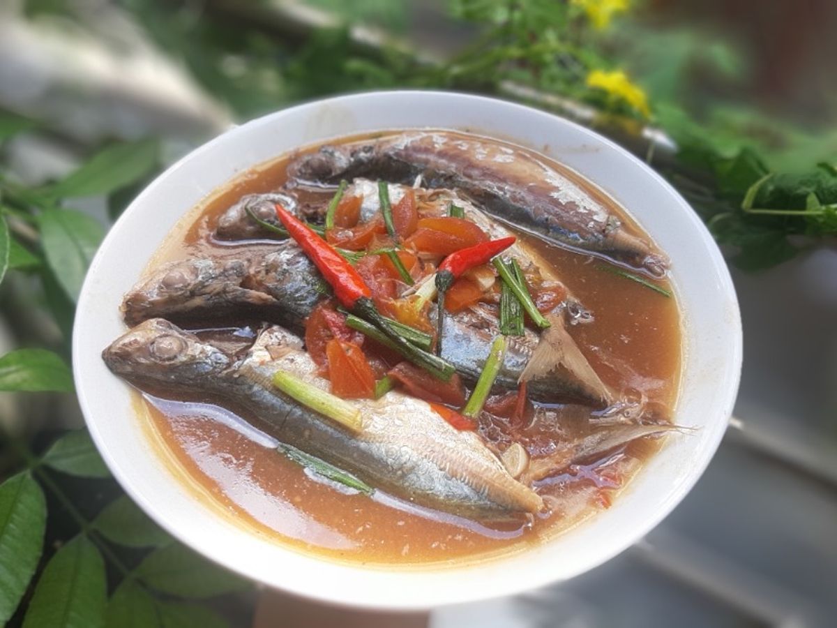 Cá nục xốt cà