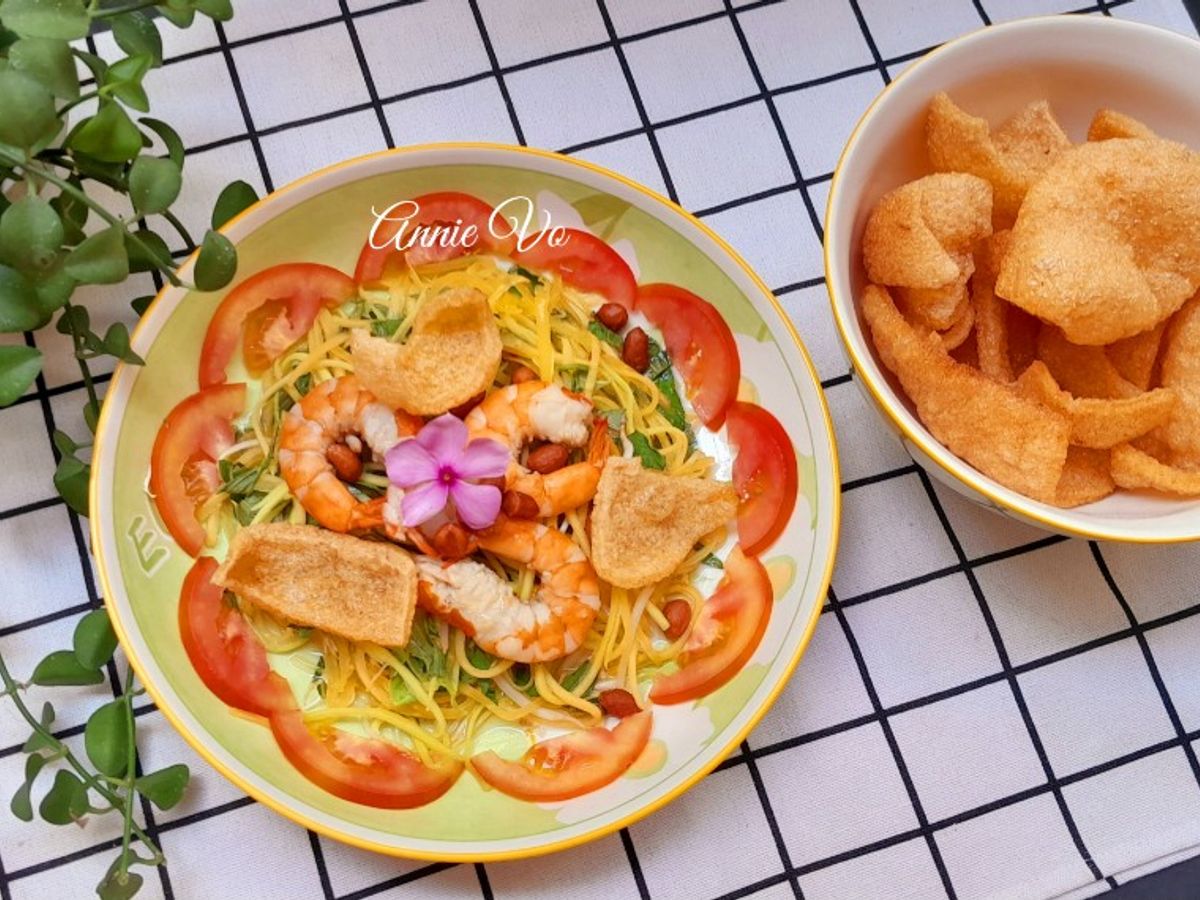 Gỏi đu đủ tôm nõn cà chua
