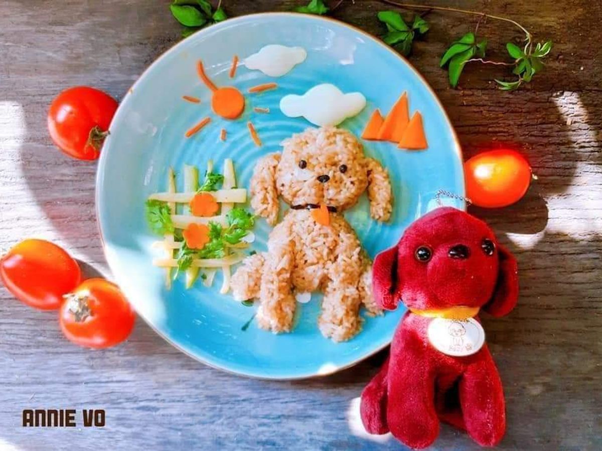 Cơm bento: Cún con giữ nhà (Su su xào cà rốt)