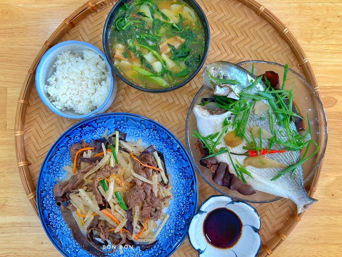 Mâm Cơm Ngày Se Lạnh