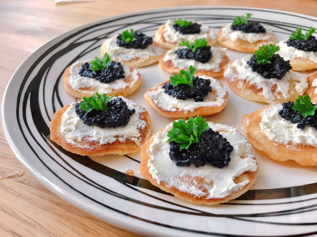 Blini (Bánh Xèo Nga) Trứng Tôm Muối