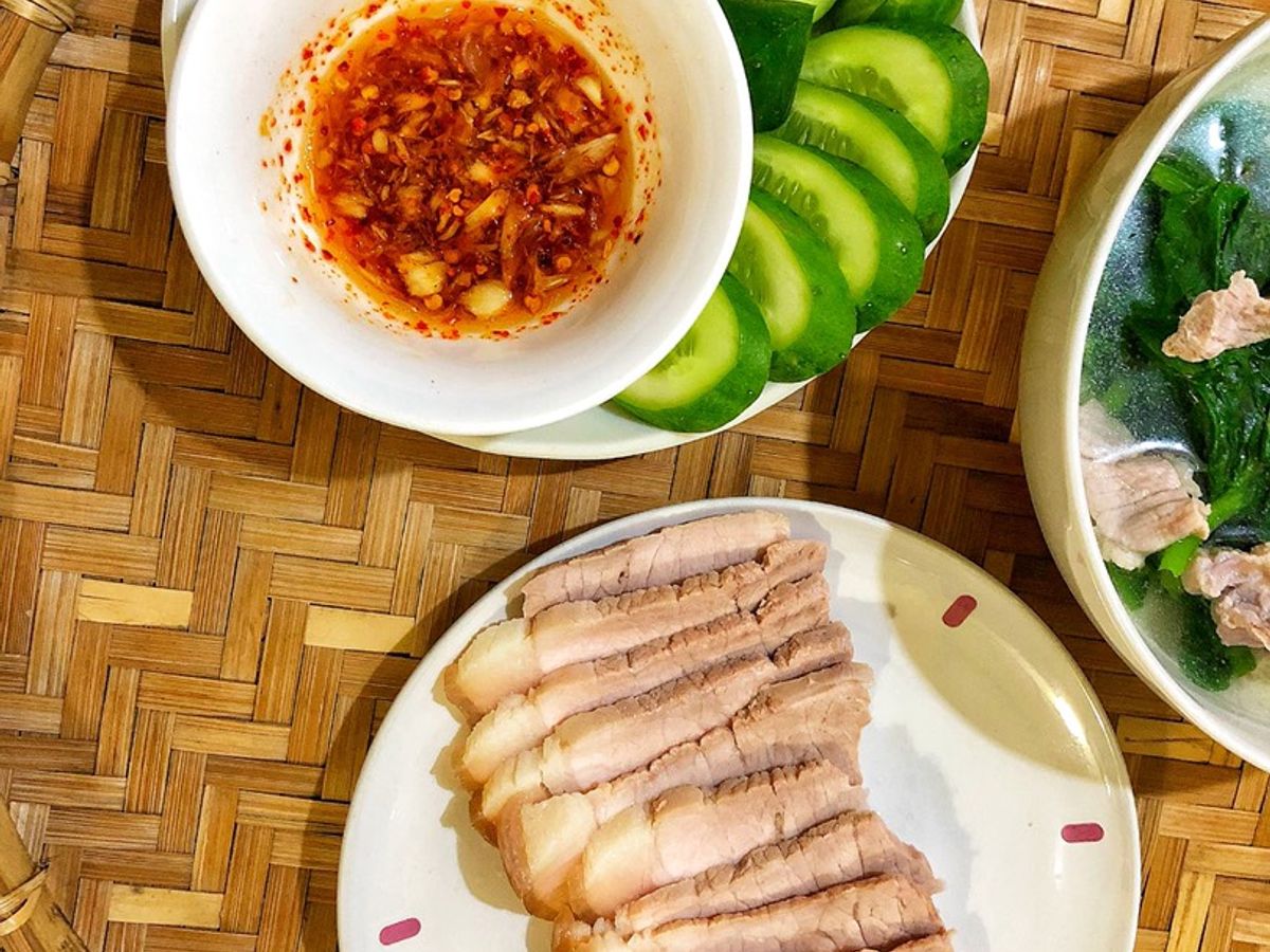 Thịt Luộc Chấm Nước Mắm Tỏi Ớt