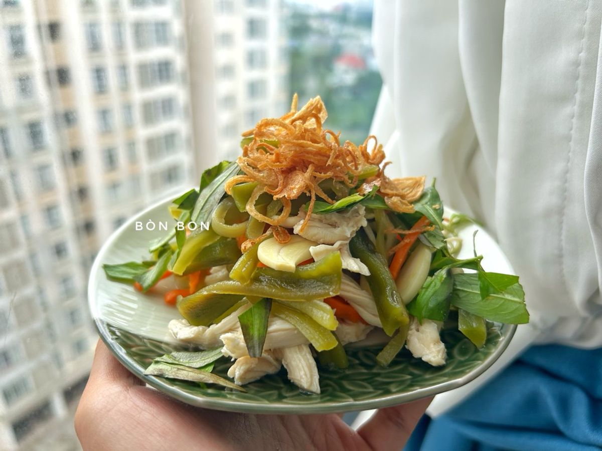 Gỏi Ức Gà Rau Tiến Vua