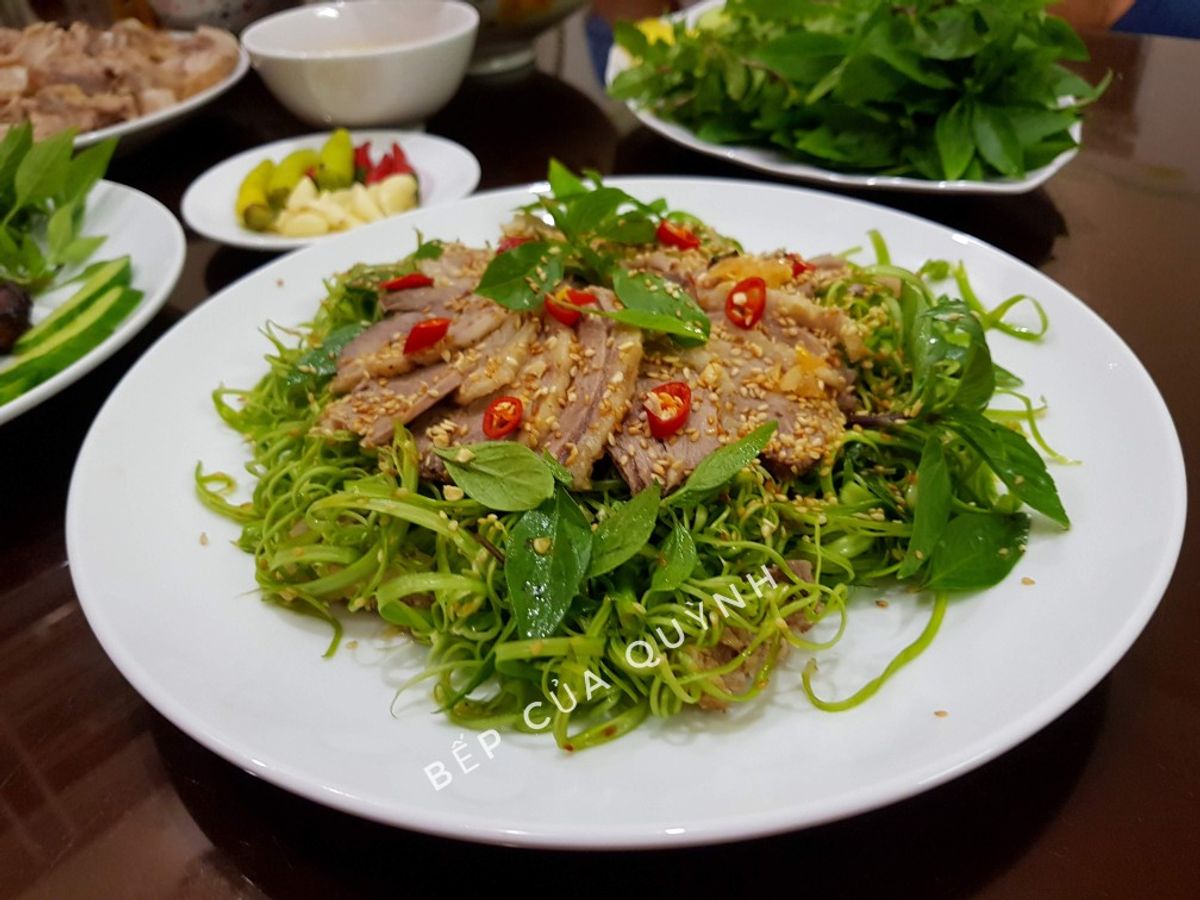 Gỏi vịt rau muống