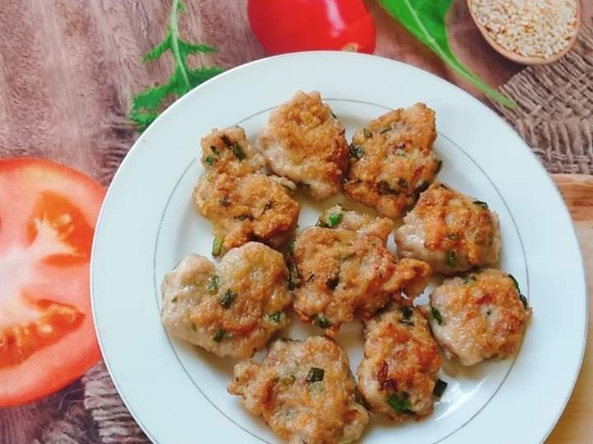 Cá thác lác trộn thịt heo chiên