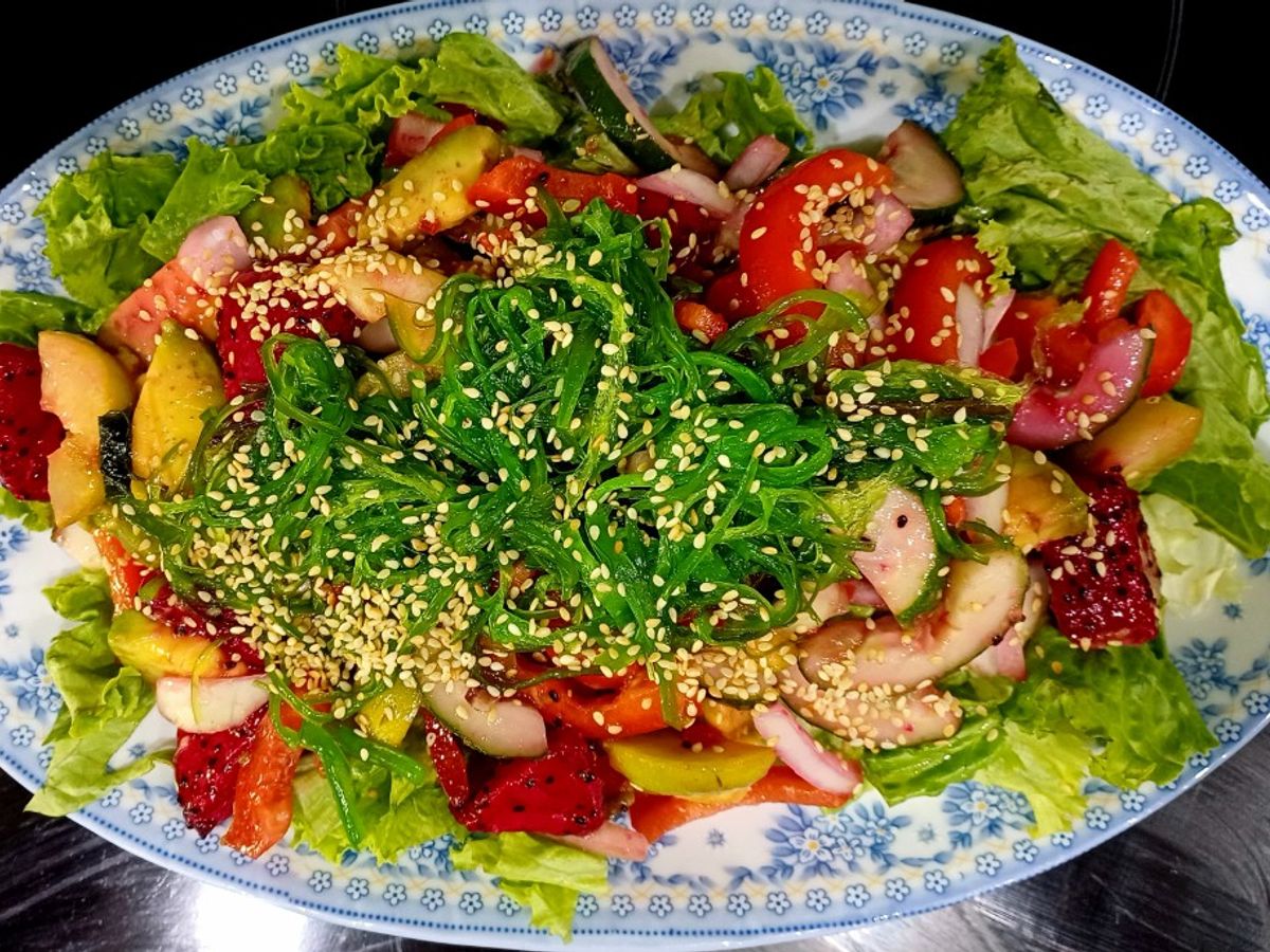 Salad rau quả, rong biển