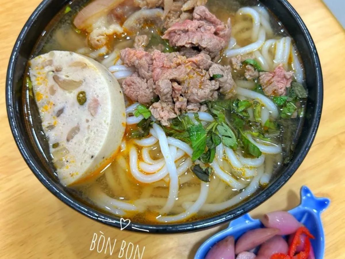 Bún Bò Tái Giò Heo Đơn Giản