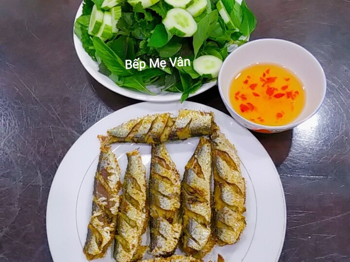 Cá trích chiên giòn