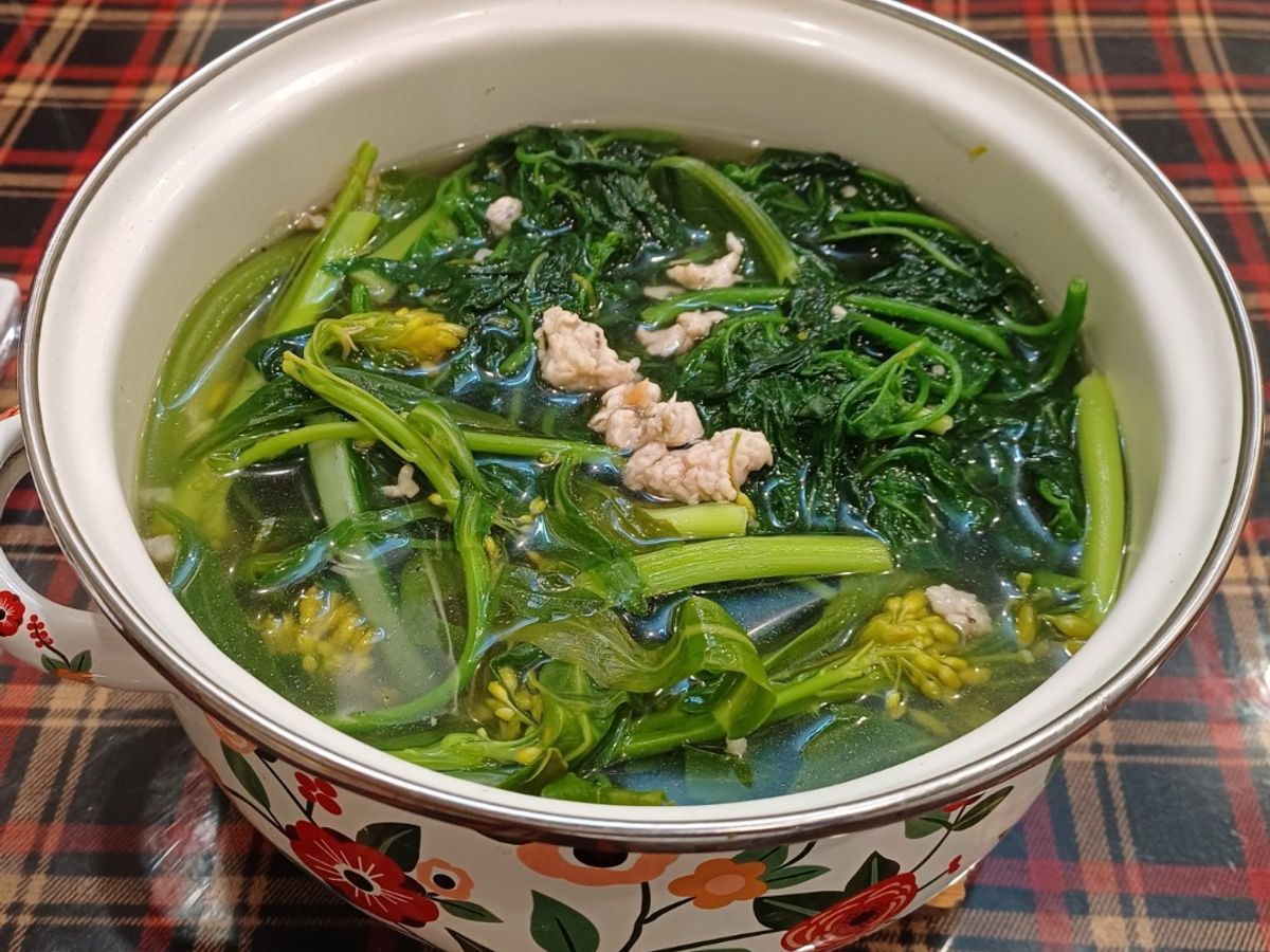 Ngồng cải nấu thịt nạc