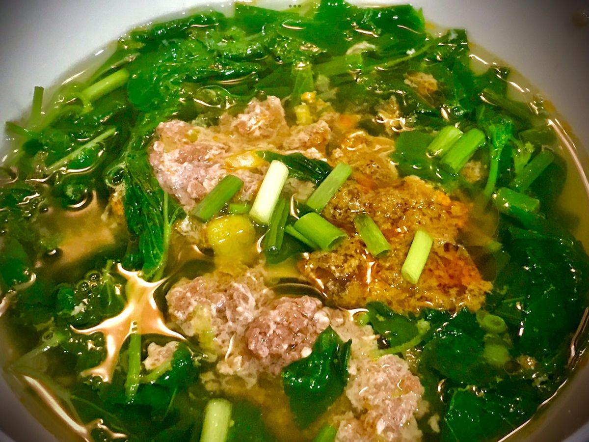 Canh Cua Đồng Nấu Rau Đay, Mồng Tơi