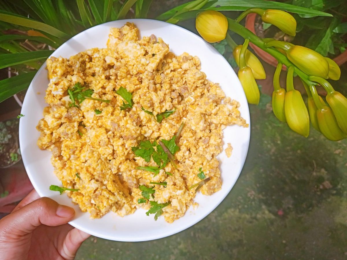 Thịt băm rang trứng đậu phụ