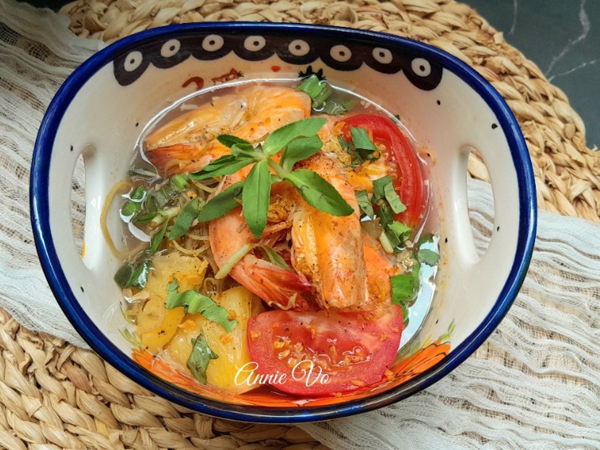 Canh chua tôm