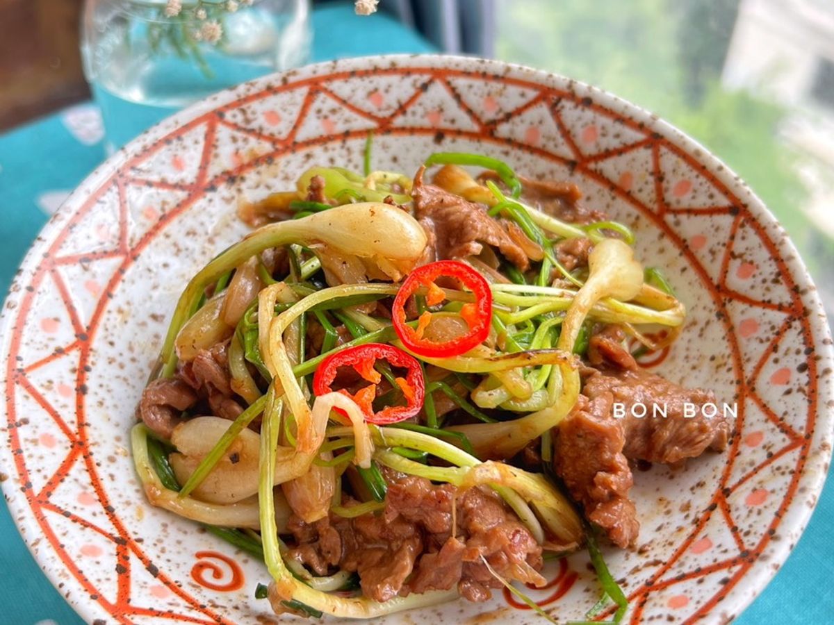 Bò Xào Củ Kiệu Tươi