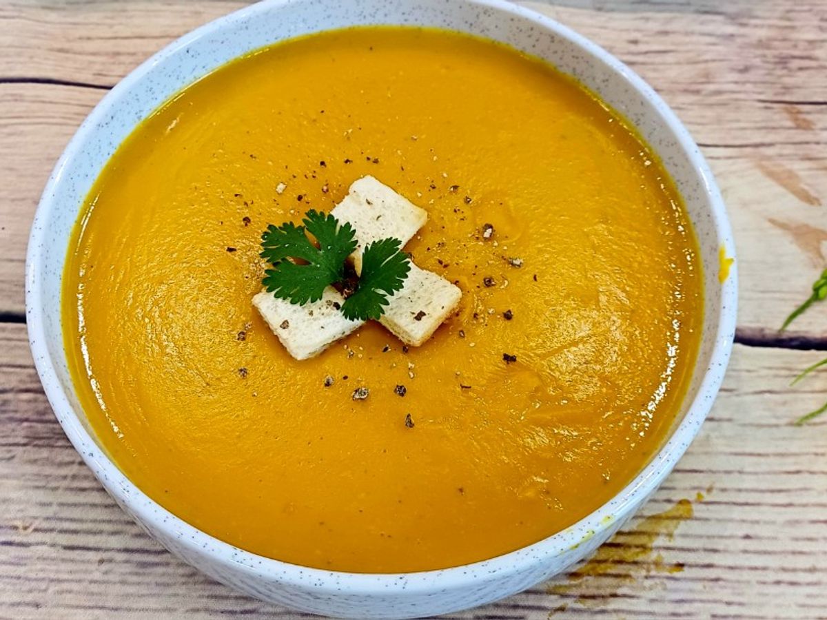 Soup nấm, bí đỏ, phô mai