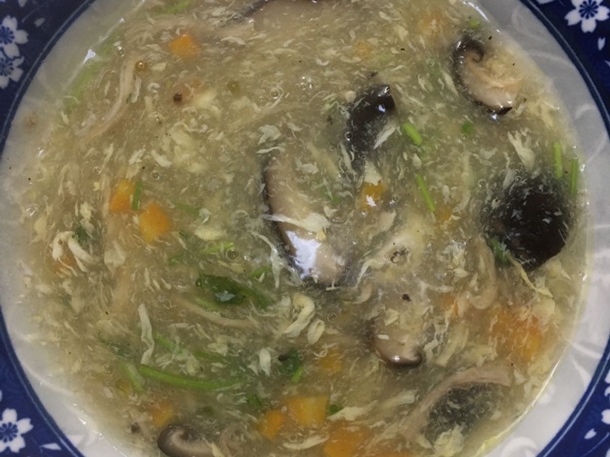 Súp gà nấm hương