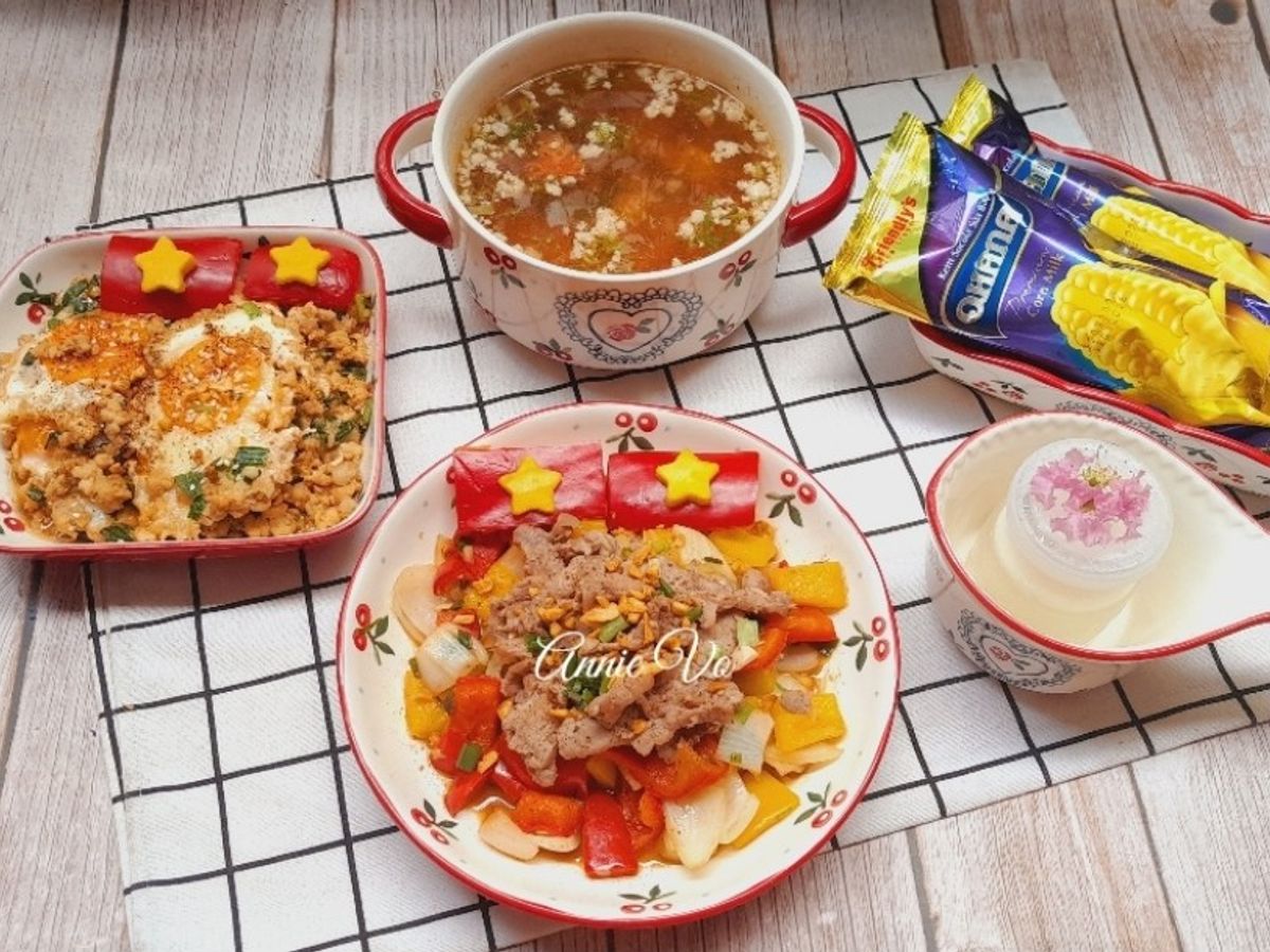 Cơm nhà rực rỡ sắc đỏ