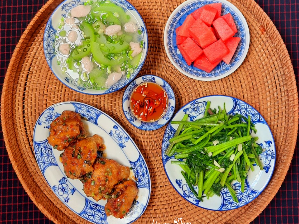 Cơm nhà 17