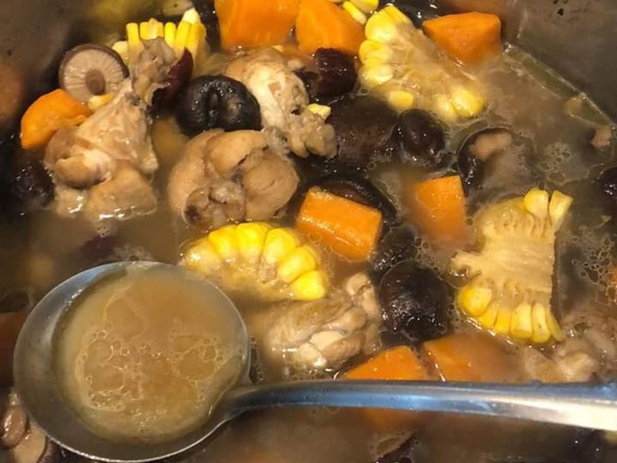 Canh Gà Hầm Nấm