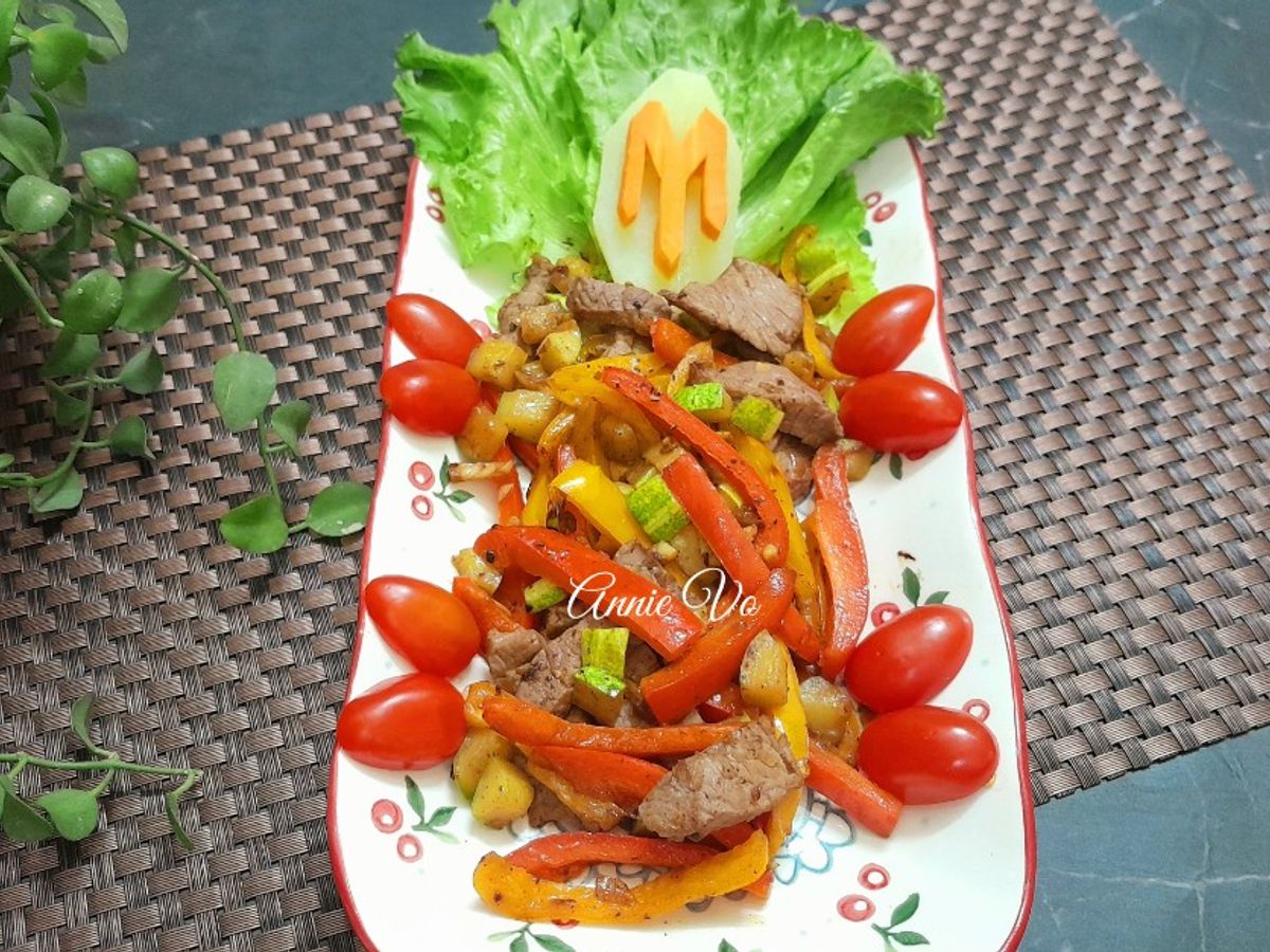 Bò xào ớt chuông