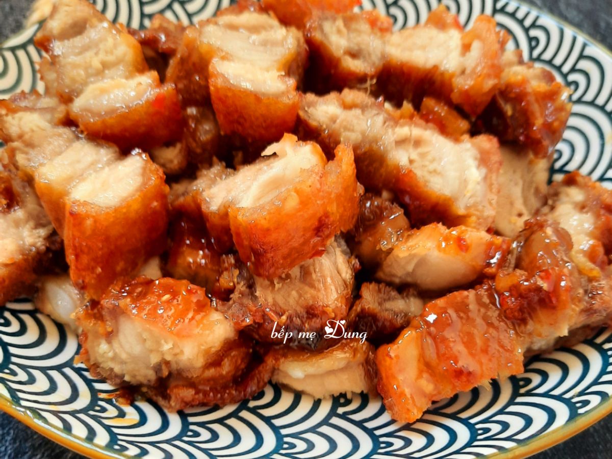 Thịt chiên nước mắm