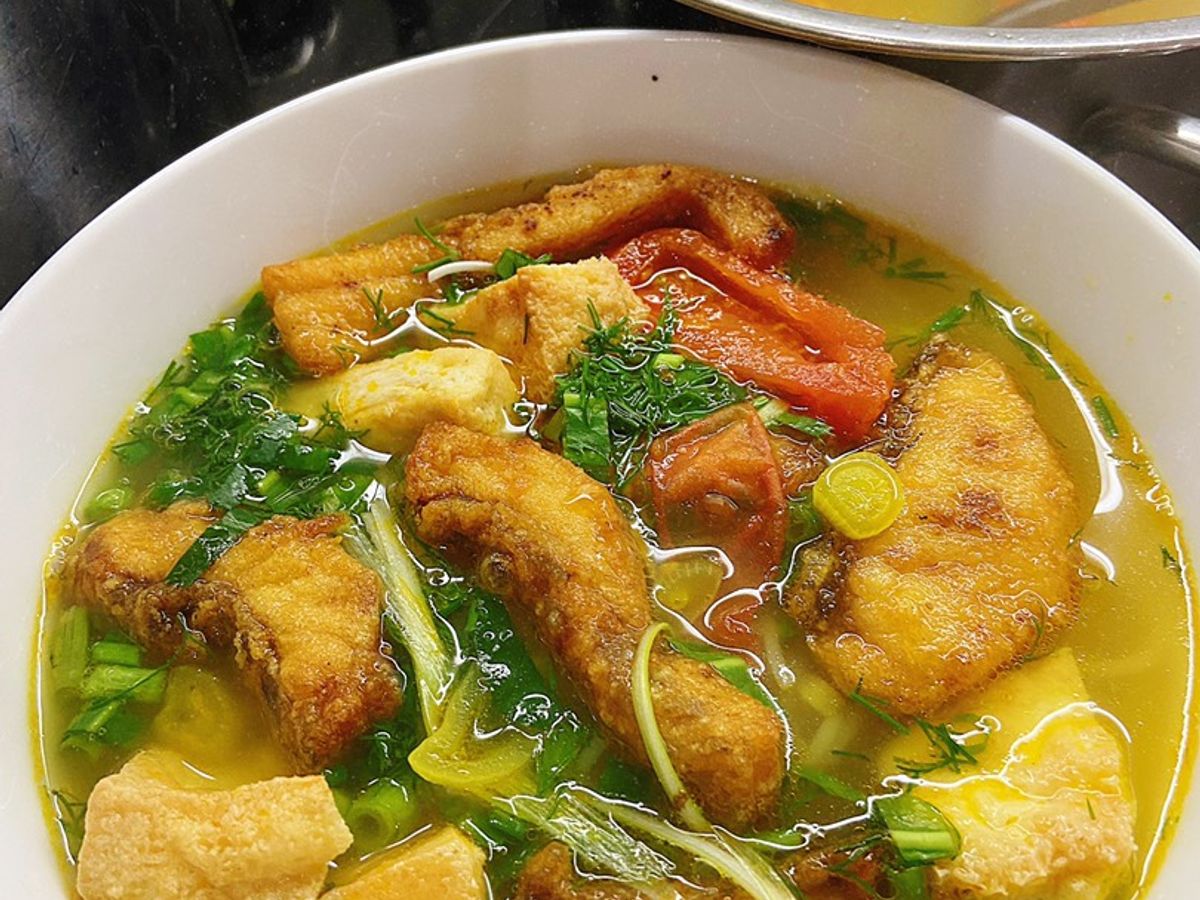 Bún cá chiên