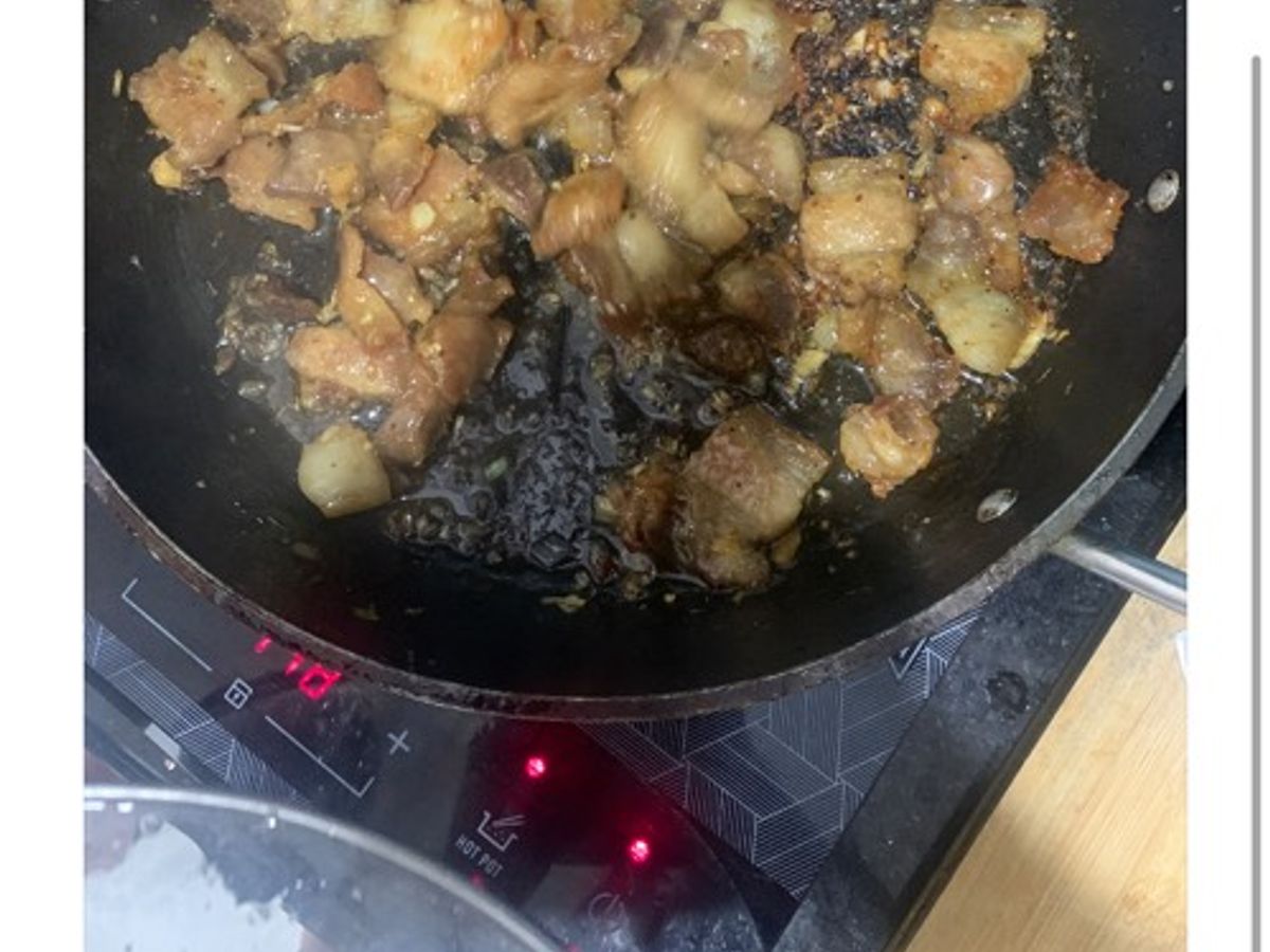 Thịt rang xả ớt