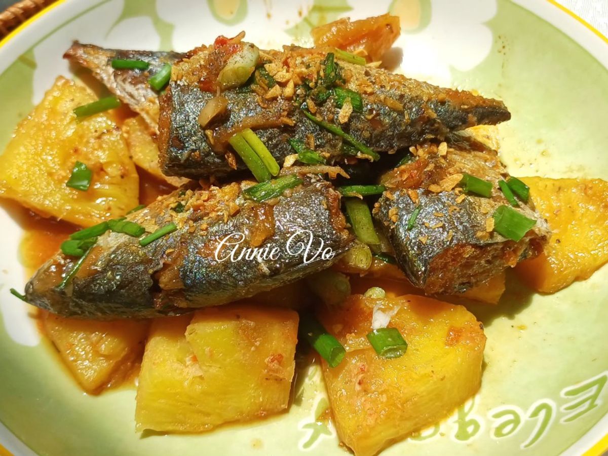 Cá hấp kho thơm đơn giản