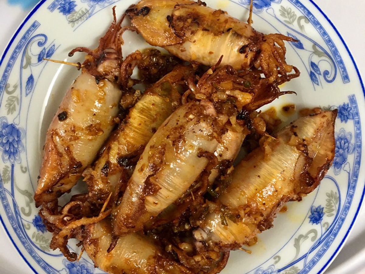 Mực Nhồi Thịt Sốt Sate