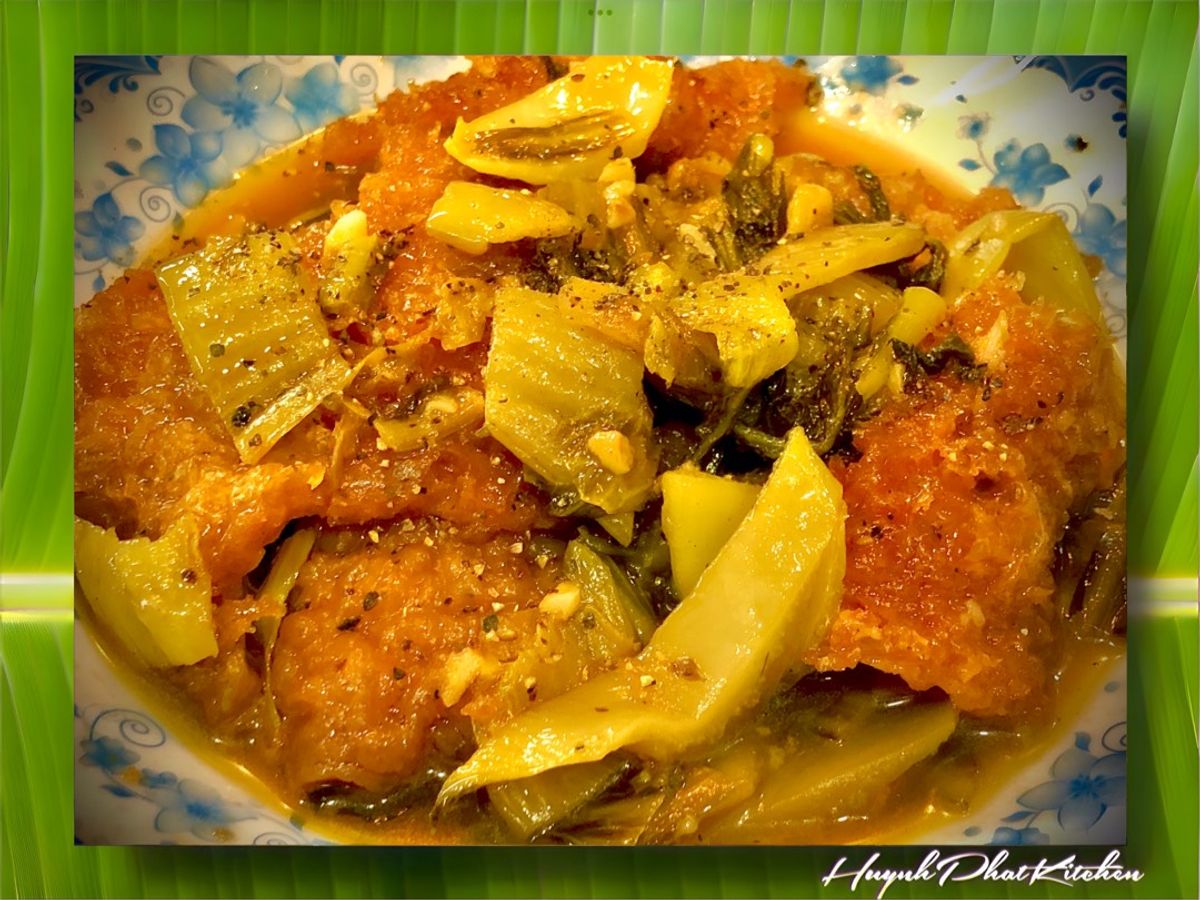 Da Heo Quay Kho Dưa Cải