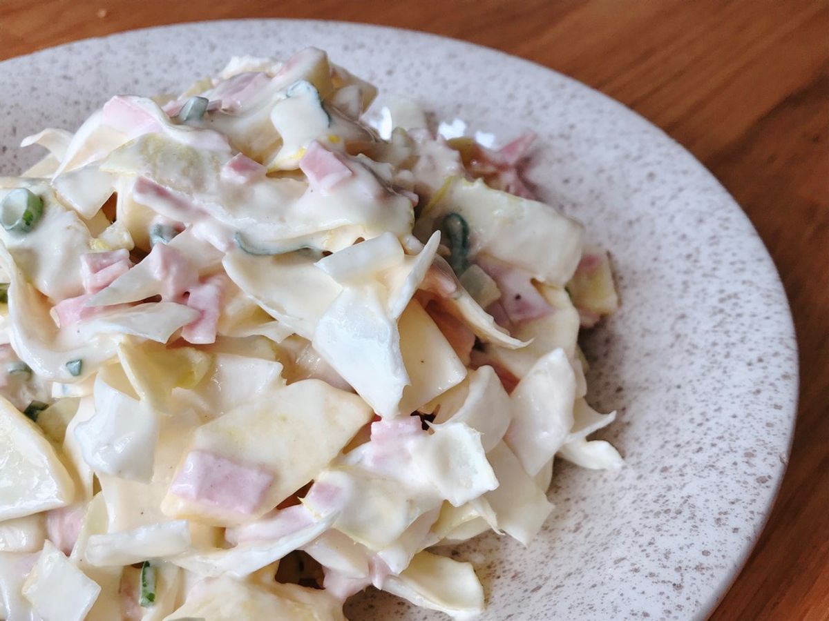 Salad Rau Diếp Xoăn Trắng (Endive) Táo & Thịt Nguội