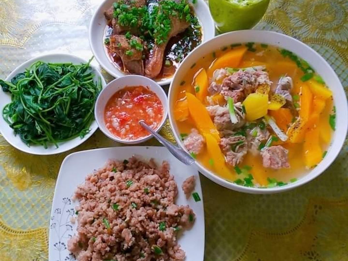 Bữa cơm gia đình