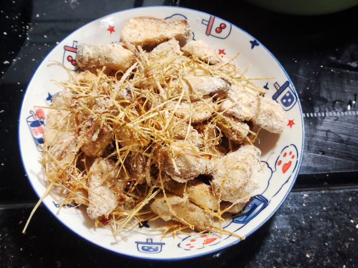 Nấm đùi gà rang muối (món chay)