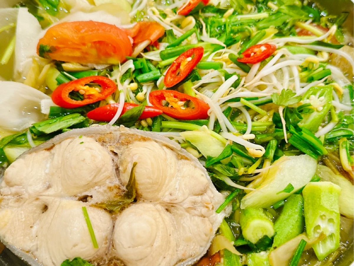 Cá bớp nấu canh chua