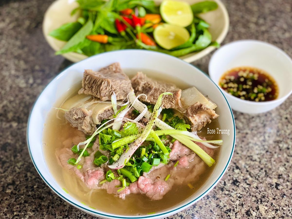 Phở Sườn Bò