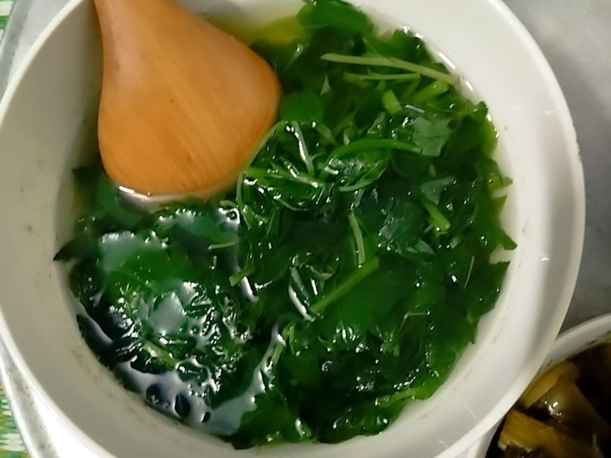 Canh rau mùng tơi