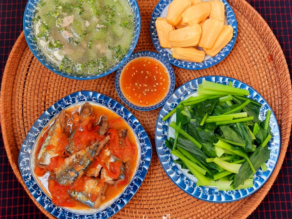 Cơm nhà 33