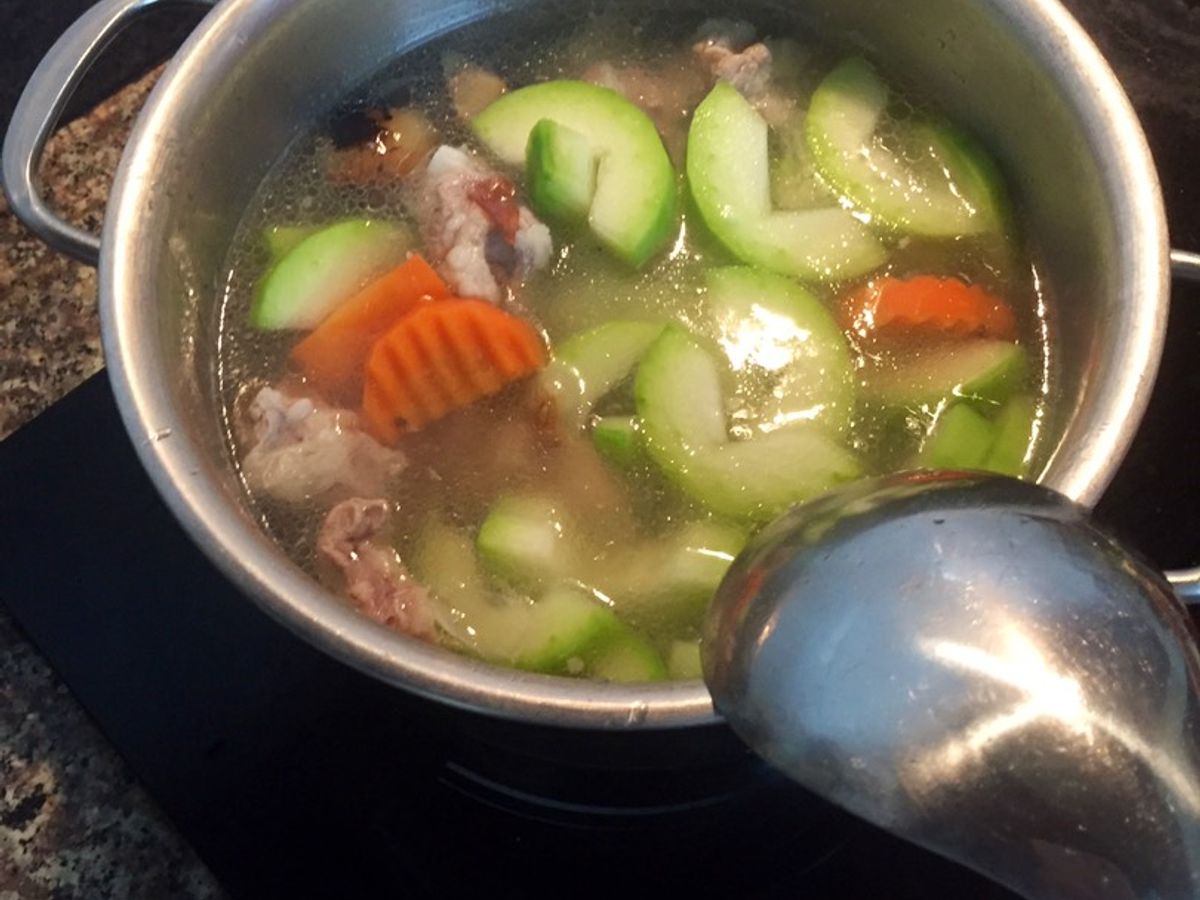 Canh sườn rau quả