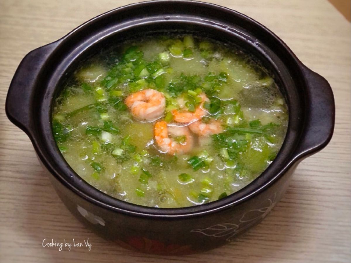 Canh mướp nấu tôm