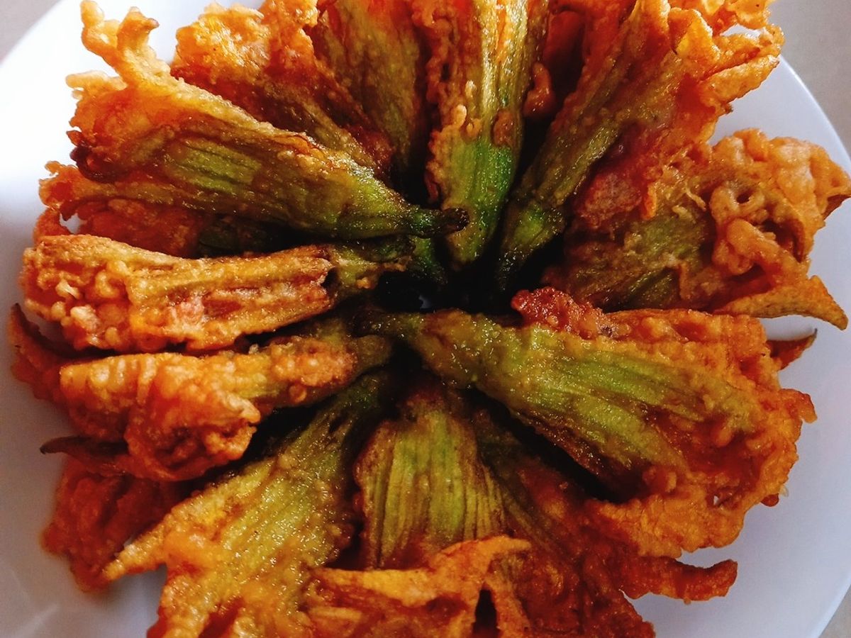 Bông bí nhồi thịt chiên giòn